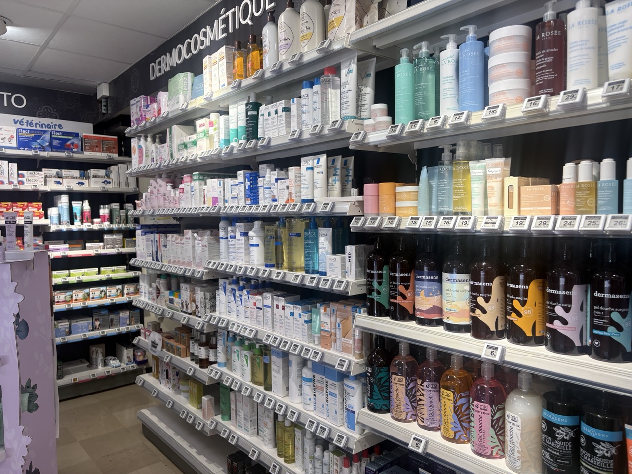 Rayon dermocosmétique de la Pharmacie de la Place à Saint-Amand-Montrond